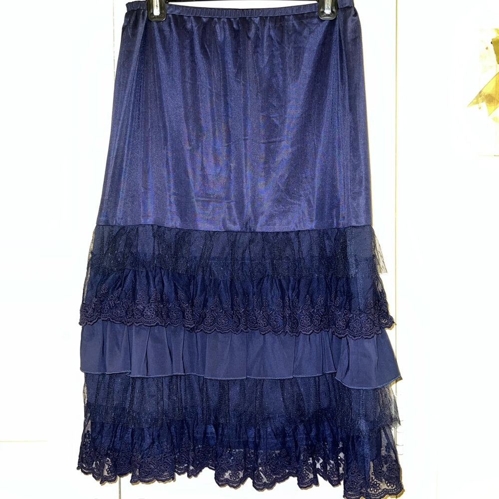 *on hold* The Original Dainty Jewell’s Layering Slip Extender in Navy